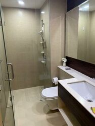 Commonwealth Towers (D3), Condominium #485613041